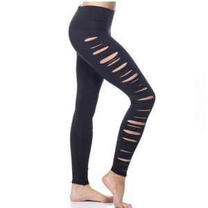 Teeki Side Slash Yoga Pants